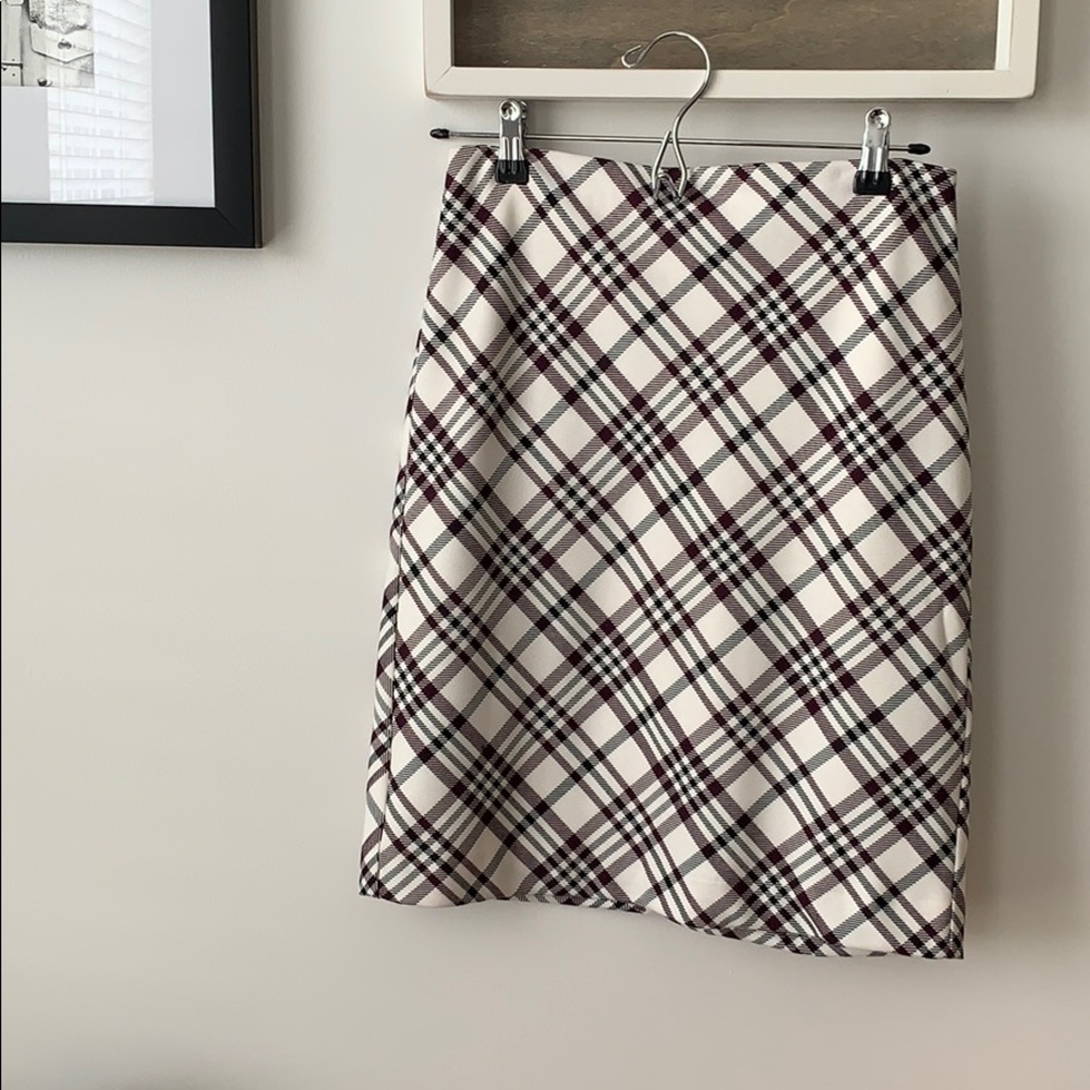Fall/Winter Ivory Plaid Skirt
